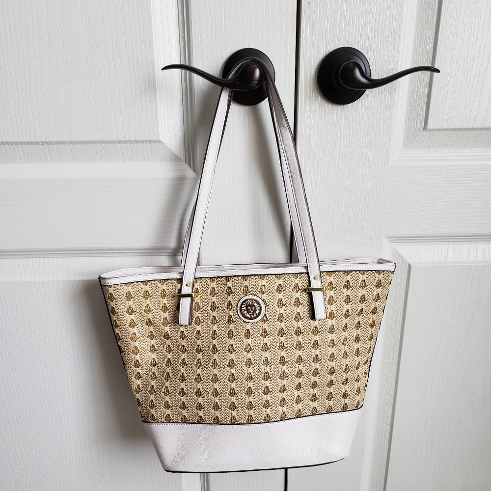 White and Gold Purse with Lion Emblem